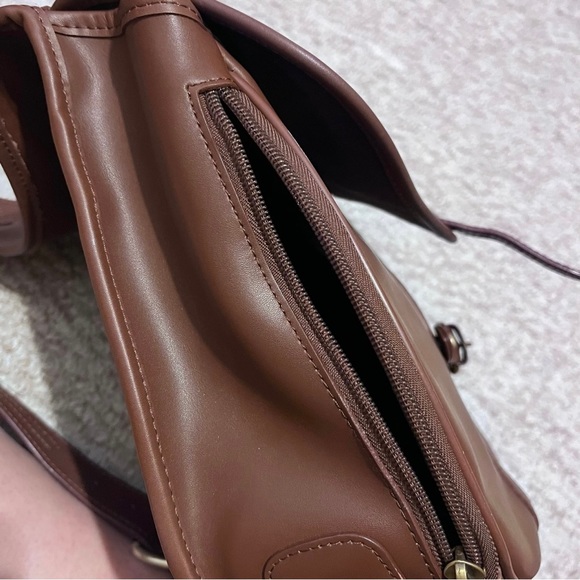 Gun Tote’n Mamas Leather Concealed Carry Crossbody Promotional Bag - Picture 5 of 7